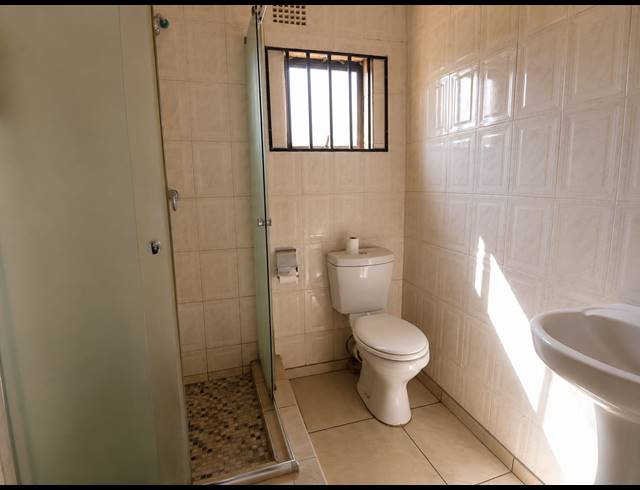 17 BEDROOM HOUSE FOR SALE IN HIGHBURY